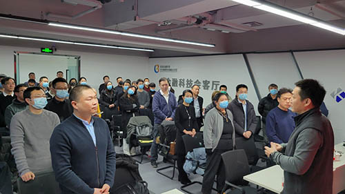 1656089803260936.jpg 總經理張攀講話.jpg