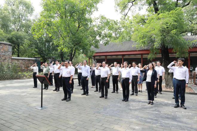 1658171240995167.jpg t0186f6c39cabb4b597.jpg